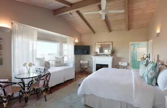 Superior King Room